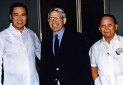 Grant Goodman with Leocadio de Asis (left) in Manila, late 1980s.