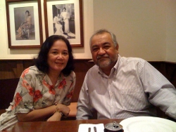 Ray and Daity Salvosa in Makati restaurant, January 2009.