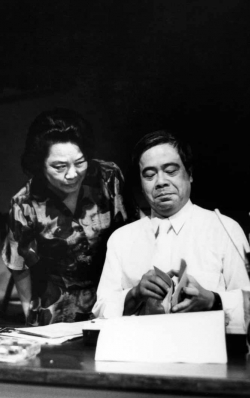 Old Lillian shares a memory with David.