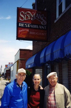 Grant with his brother David, and David's wife Helen, in Cleveland.